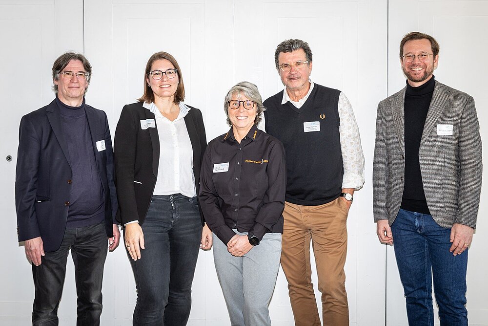 Der Förderkreis beim AGFK-Tag 2024: Uwe Rihm (yourbenefit), Anke Schäffner (ZIV), Petra Grunewald (Zedler Institut), Konrad Weyhman (Paul Lange & Co), Matthias von Carlsburg (Bosch eBike Systems) (v.l.n.r.). Bild: Jürgen Biniasch, 2024 
